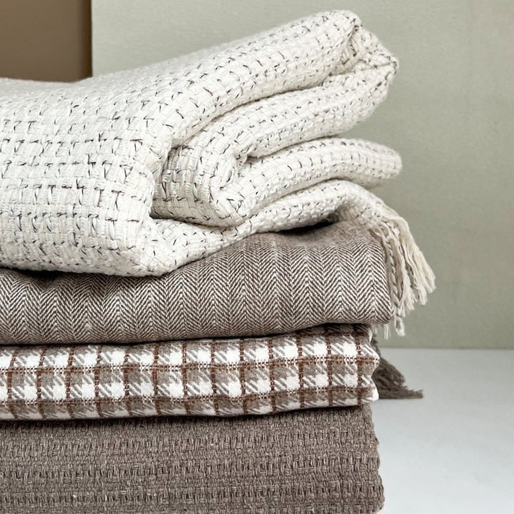 Buy farmhouse furniture Russet Meadow | Modern Farmhouse Cottage Throw Blanket - Modern Cottage Farmhouse Furniture