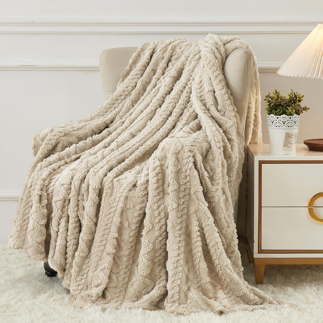 Buy farmhouse furniture Best Farmhouse Throw Blanket | Willow Creek Beige & Cream Cottage Farmhouse Soft Fleece Throw - Modern Cottage Farmhouse Furniture